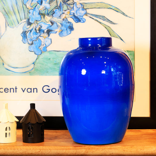 Aura Vase - Gloss Enamel on Metal