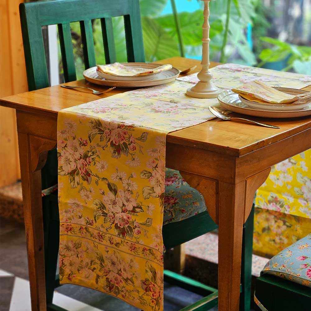 Apple Blossom - Yellow - Table Runner