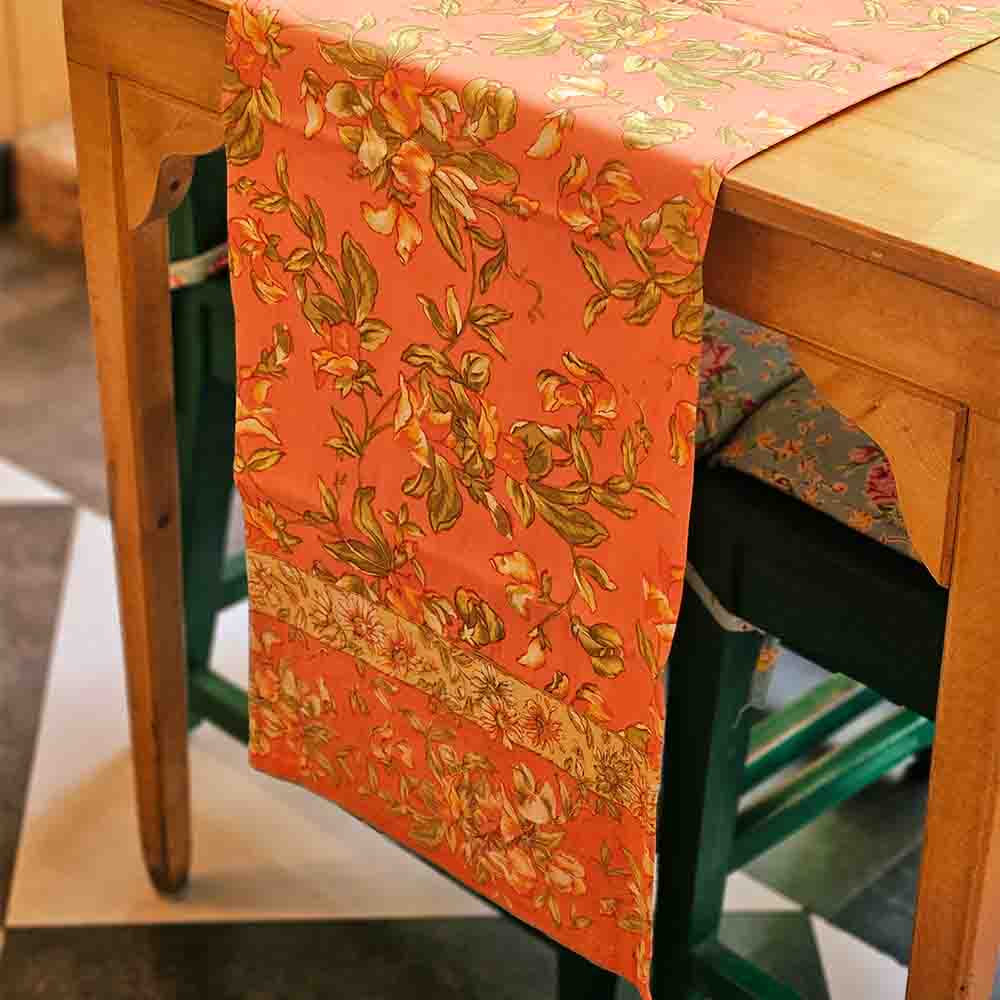 Sweet Pea - Coral - Table Runner
